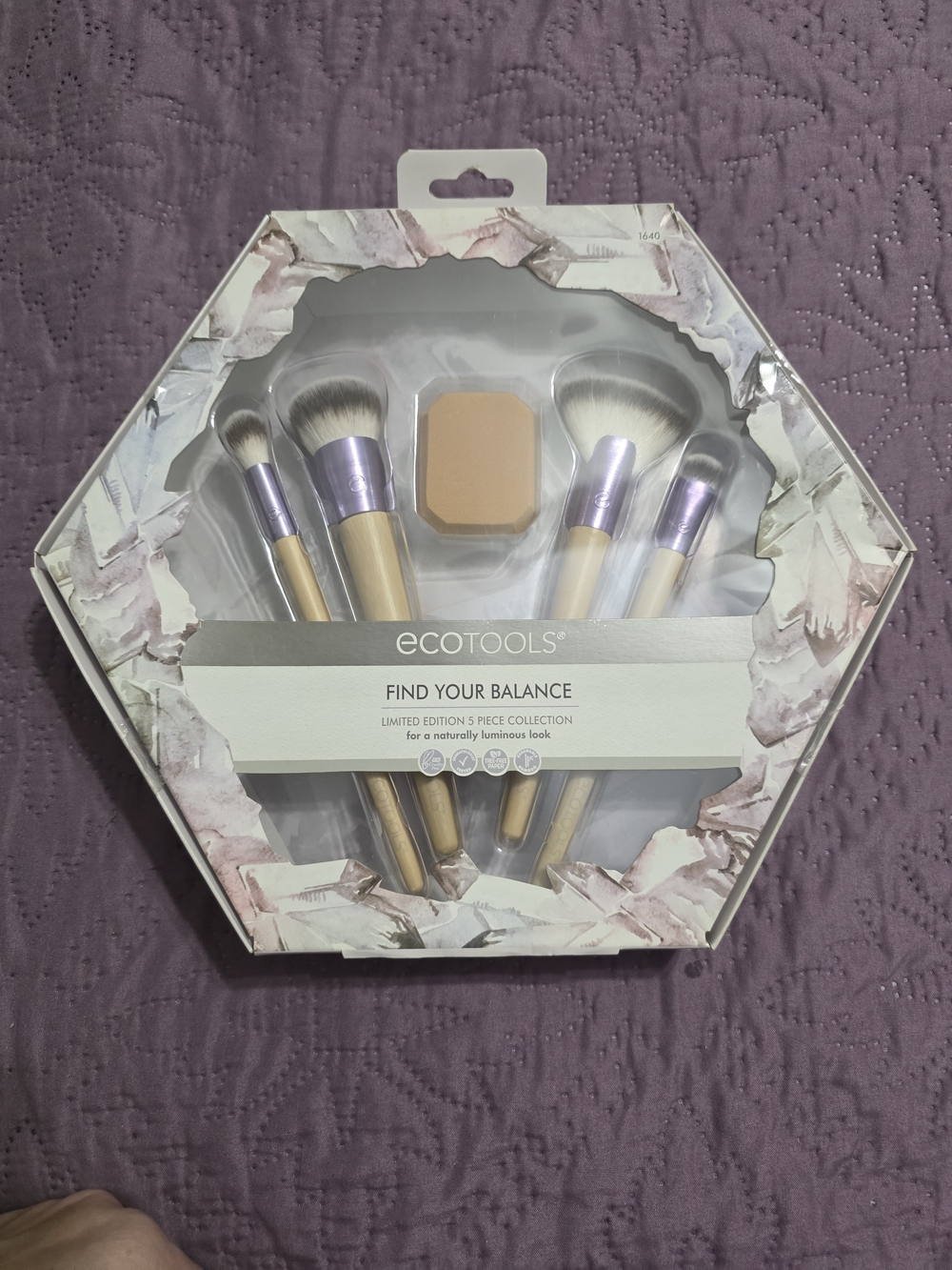 EcoTools Find Your Balance 5-Piece Makeup Brush Set - Lilac & Natural